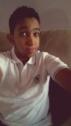 ....Ana rami 3ndy 17 sana.....I'm from Ęğý but I live in Q8....SINGLE .kik: ramirezsanad