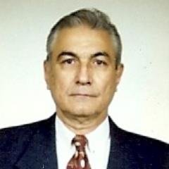 Administrador de empresas.
Romancista.
Nascido em Santana, São Paulo - SP, em 13.11.1937