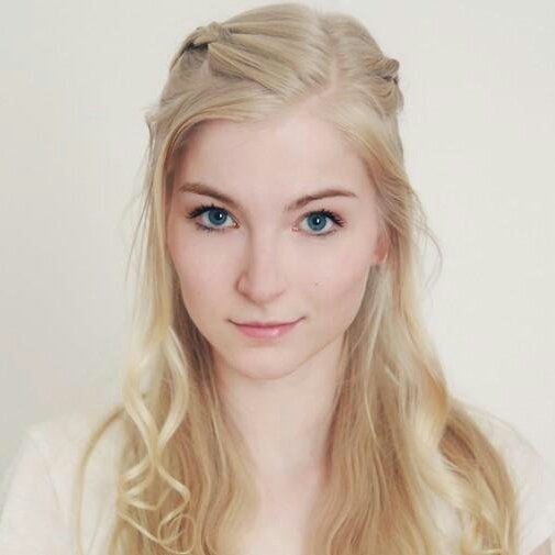One of Ravenclaw's diadem. Muggleborn. Magic and my 6 brothers complete me. -Joanna Groeblinghoff-