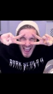 KSI army
bros
pewdiepie Gnoma Anoma (🧙‍♂️,🧙‍♂️) gnoma