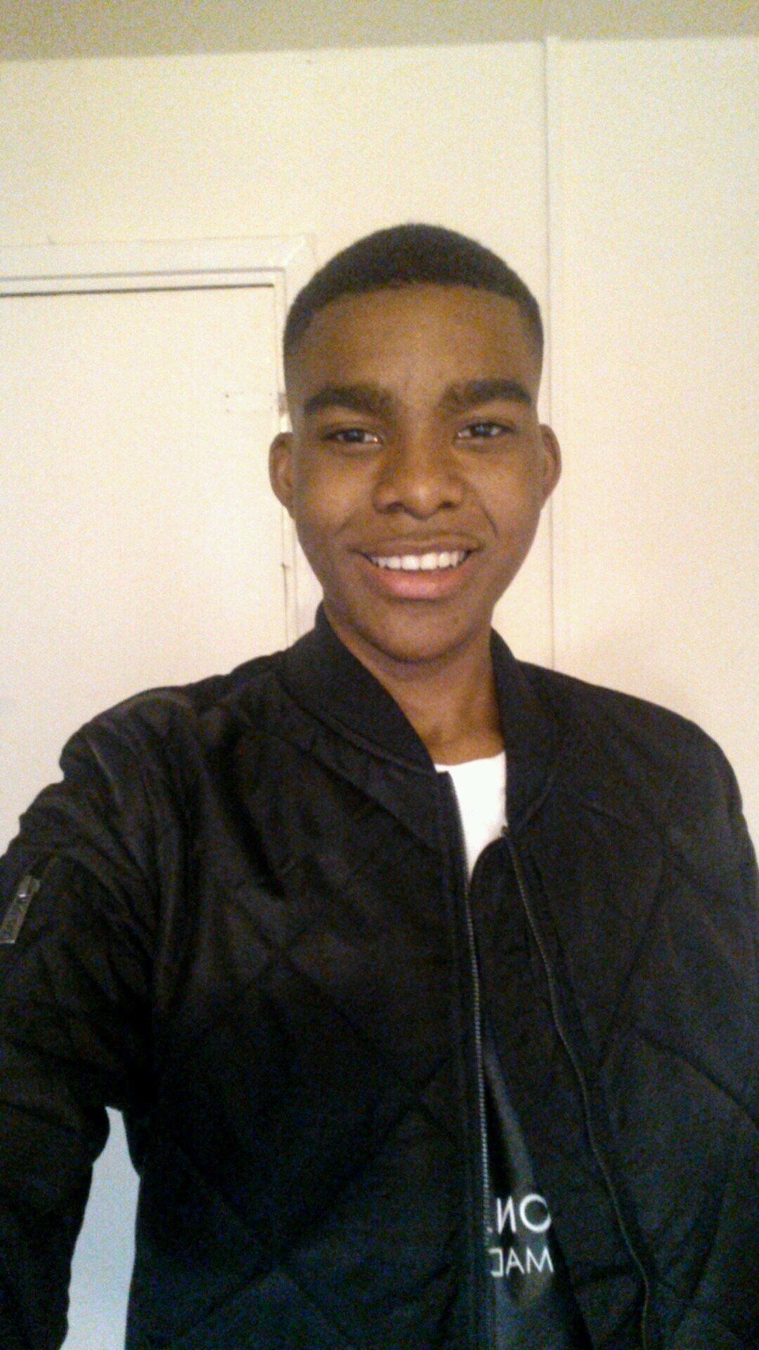 instagram: sadiki_dopey                                                                                  im a guy that brezzy that shit out.....by faith