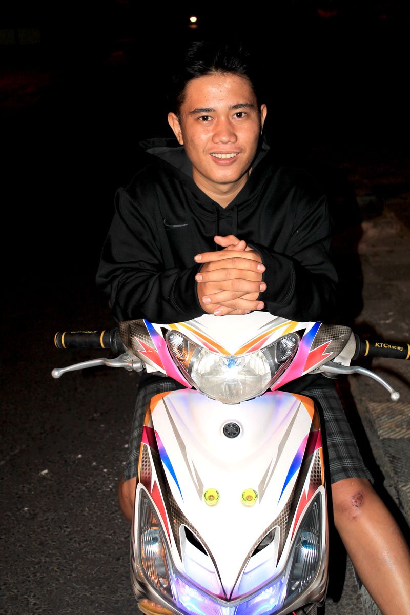 Kapten di ELampungFamily
yg pengen tau gua ? buka aja fb gua,haha ...Muhammad Alfian Hidayat