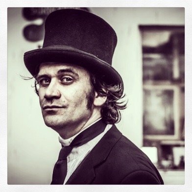 Brighton_Jasper's profile picture. One of 3 guides on the @brightonghost walk of the lanes, played by @my_grayne