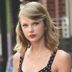 I'm just a poetress from Nashville who adores Taylor Swift since 1989 ☀
