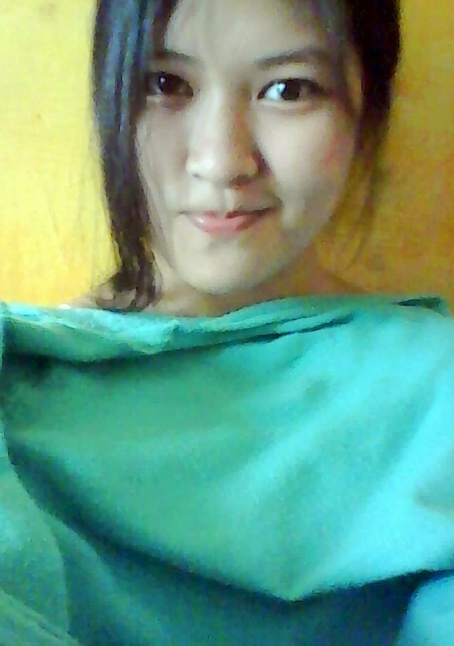 Rikha_Amanda's profile picture. Simple :) | 27.5.97 | ☺