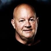 Roman 'De droomprins' over schatrijke schrijver die alleen vriendin wil zonder #smartphone is op https://t.co/iTcxn93qX6 te koop.  #depressies #zelfmoorden #digitaldetox