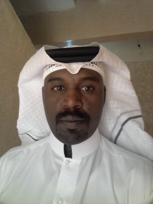 اعذريني يادنياي فلا استطيع الاستمرا بمجاراتك فقد امتلئت بمن فيهم الكذب والغدر والخيانه...سأظل كما انا