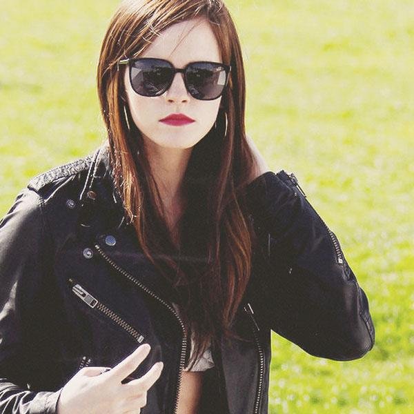 Sexto curso. Una leona. Mejor amiga de Harry y Ron. Sangre sucia, y sin ningún problema por ello. #FreeRol