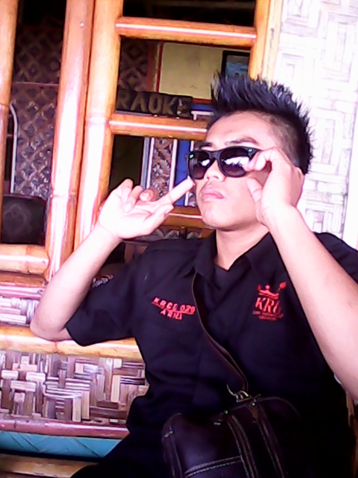 Kerajaan para KINGERS,,,,Salam Raja,,,nguuuookksss