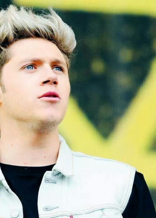 □ Mrs Horan □