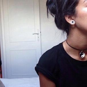 juste une stupide adolescente qui écrit ce qu'elle ressent.