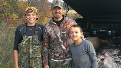 jnoto1971's profile picture. 