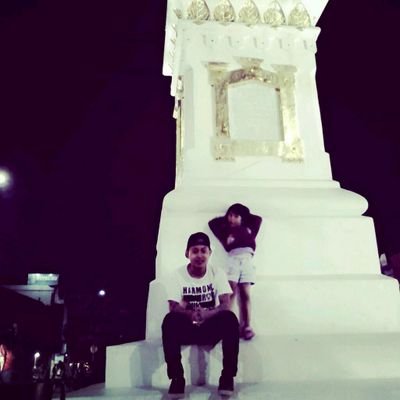 emponklppstreet's profile picture. 