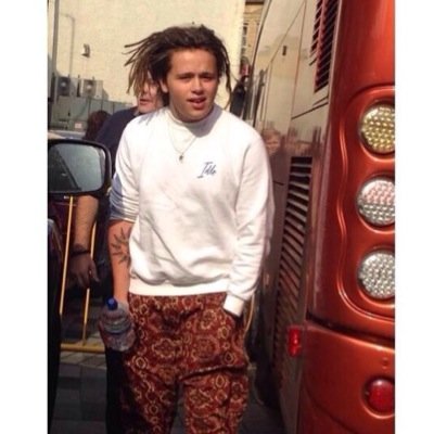 Boys with dreads do it better