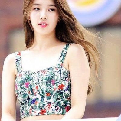 Visual Magnae Bae Suzy from MissA, then follow the real one @missA_suzy