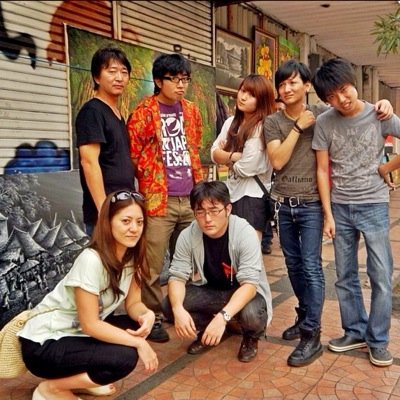 KIRA KIRA : Band yang para personilnya orang Jepang yang kerja di Jakarta. Membawakan lagu Anime, J-pop, Idol dll. Vo. @chiepicorin Dr. @shogow