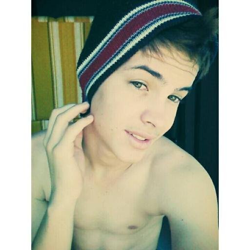 Eu sou o erro que solucionou o teu problema. ✌