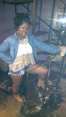 follow yo girl @caremel_kisses https://t.co/S7TAcBuDIc