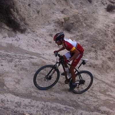 2/5/97,fútbol,montan bike, ella, Real Madrid, Murciano. El que la sigue la consigue. Los sueños nunca desaparecen siempre que las personas no los abandonan.TQ