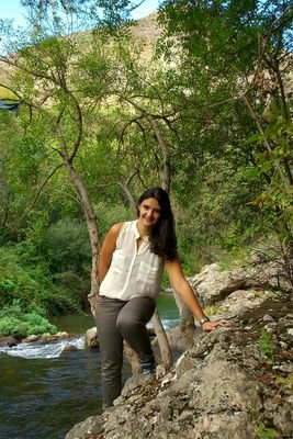 Albaceteña con raíces riojanas.                                'La vida está para vivirla '