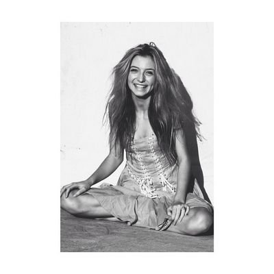 AlluringBlxnde's profile picture. I'll find him somewhere ages amd ages hence.