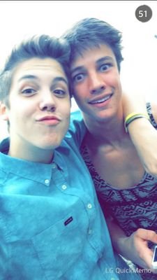 if u rt  https://t.co/pUlhB6TNHE she will dm u to cameron