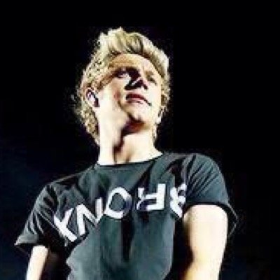 FREE FOLLOW! DONT FOLLOW ME HERE FOLLOW @niallhorangasm ASK FOR A FOLLOWBACK ❤️