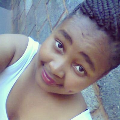 XhoLeigh's profile picture. 