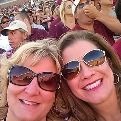 slcashrussell's profile picture. 