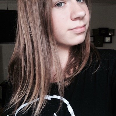 fridaide's profile picture. ☻The janoskians☻
♕One direction♕
☞Maroon 5☜
Harry styles