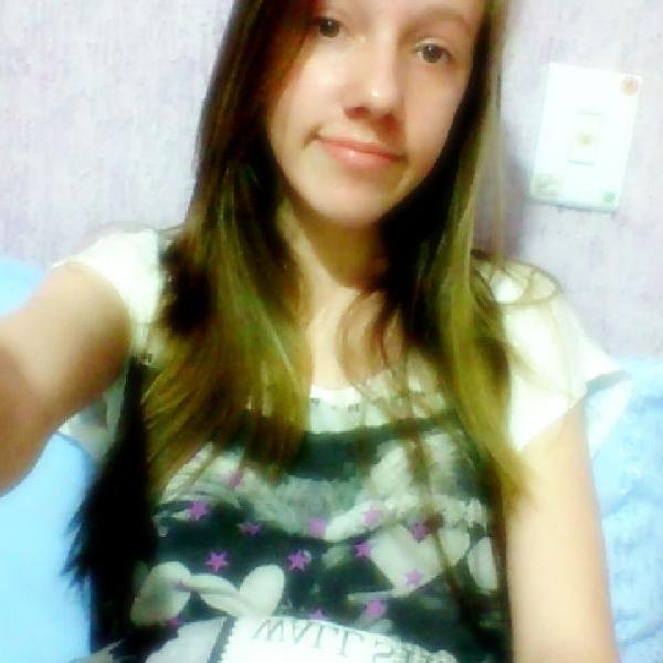 Bipolarhaha's profile picture. loading...