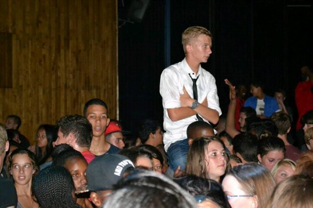 Surfaholic. Rugby over everything! Milnerton High School. That girl Lara. ♡
