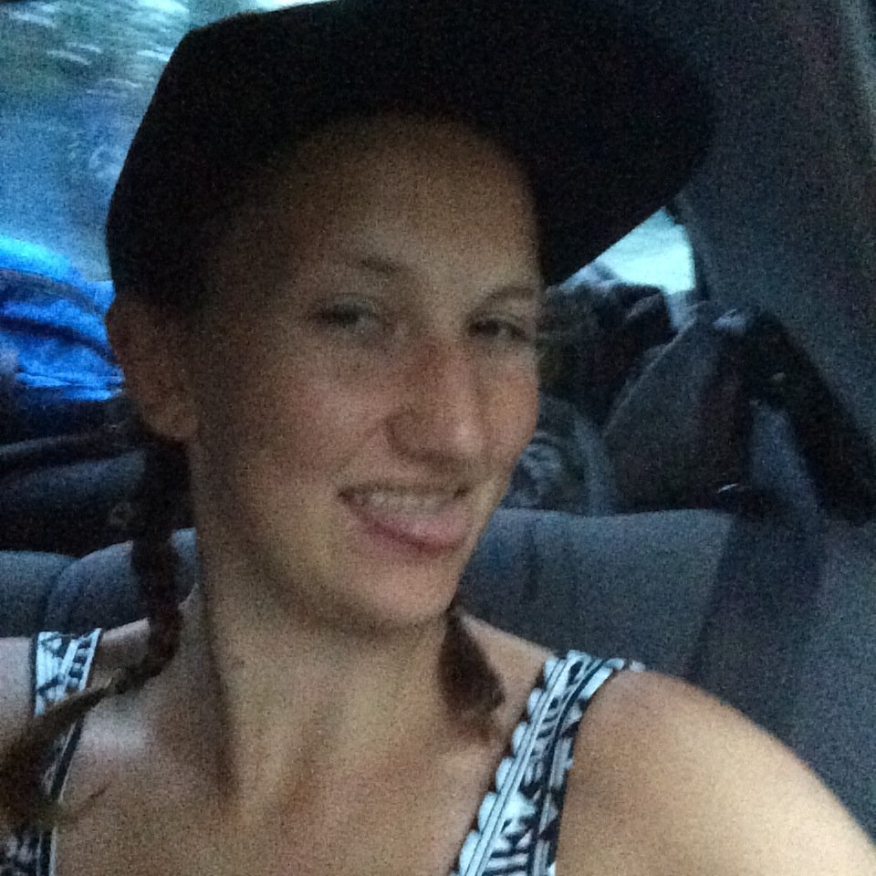 MoeAina's profile picture. 