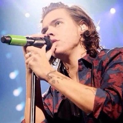 *PATIENTLY WAITING* @NarrrySmiles & @groovyhxrry are my happy little pills