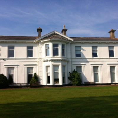 Stoodley Knowle is a leading Independent Catholic/Christian day school teaching girls from the ages of 2-18 years.