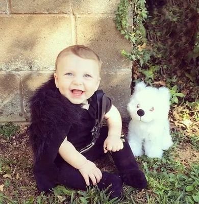 Filho bastardo de um bastardo e uma beijada pelo fogo, mas ainda assim, com sangue Stark :')   #FakeWesterosBr