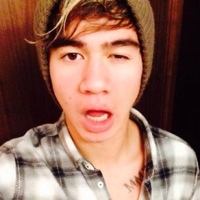 Follow @loveftirwin and retweet this tweet please https://t.co/nHoEwiWaaV