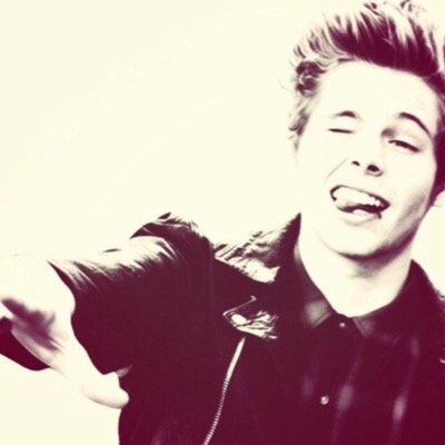 @Luke5SOS