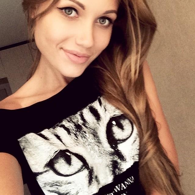 kayweideman's profile picture. 20 | wild child with storms in her eyes | Florida is my soul