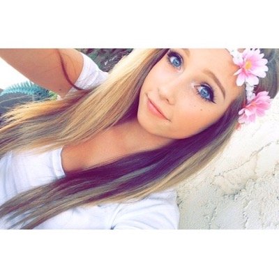 hii youre amazing(: | 16 | love swimming | i follow back | i love youu☺️ - instagram: @aileen_xo6789 | kik: aileen_xo6789