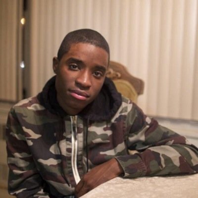 yo im my own person Fuck off! DONT MESS WITH A NIGGA IN THE KINGS!