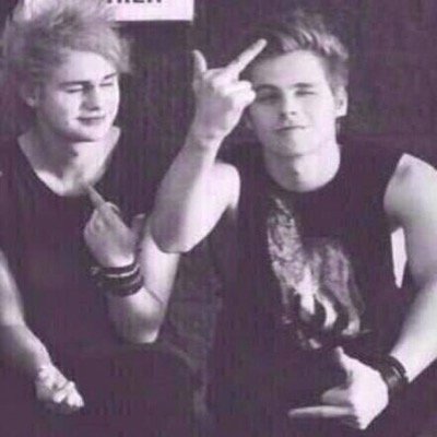free follow from @radicalrvsa so follow her ? ☽♡
thaank youuuu ! ♡