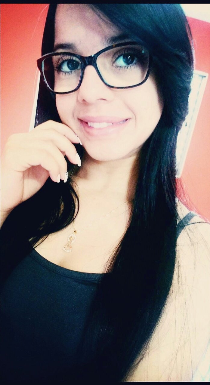 amo musica,sou muito brincalhona,não consigo para queta e amo todos os meus amigos quer saber mais segue ai