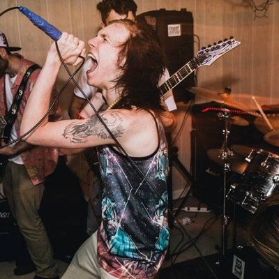 alan_zehner's profile picture. I do vocals for a shitty band called @aurorasdemise lets date