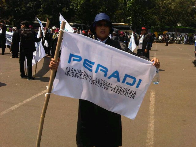 Advokat (Officium Nobile). Tetapi carilah dulu kerajaan Allah dan kebenarannya,maka semuanya itu akan ditambahkan kepadamu. (Mat. 6 : 33)