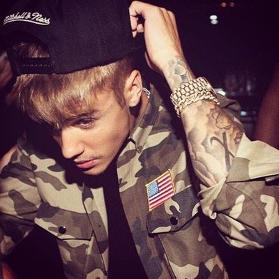 Belieber 29/10/13❤️ Love is a shit