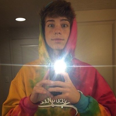 Hi sorry i scared you he will notice you one day i promise | FOLLOW @idkunikorn |