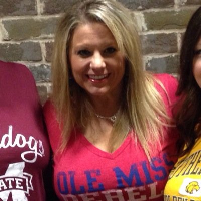 Mother of two amazing children, LOVE my Ole Miss Rebels, all sports, my friends, the beach and making memories