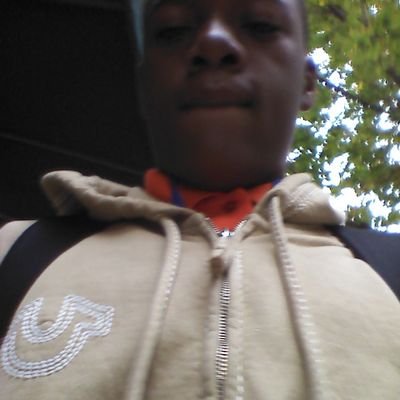 anisleach's profile picture. hommy hom