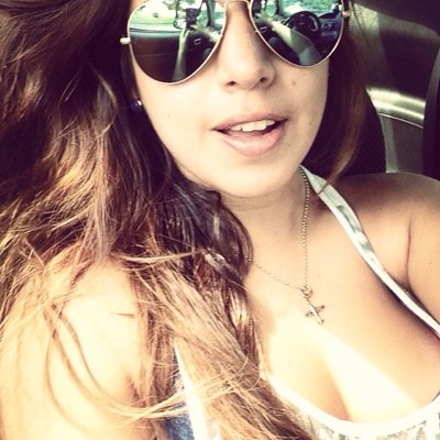 From Peru but loving the 305, amo la playa y los deportes acuáticos pero odio el sol, esposa y mamá de un criter. Piloto más de avion que de carro✌️